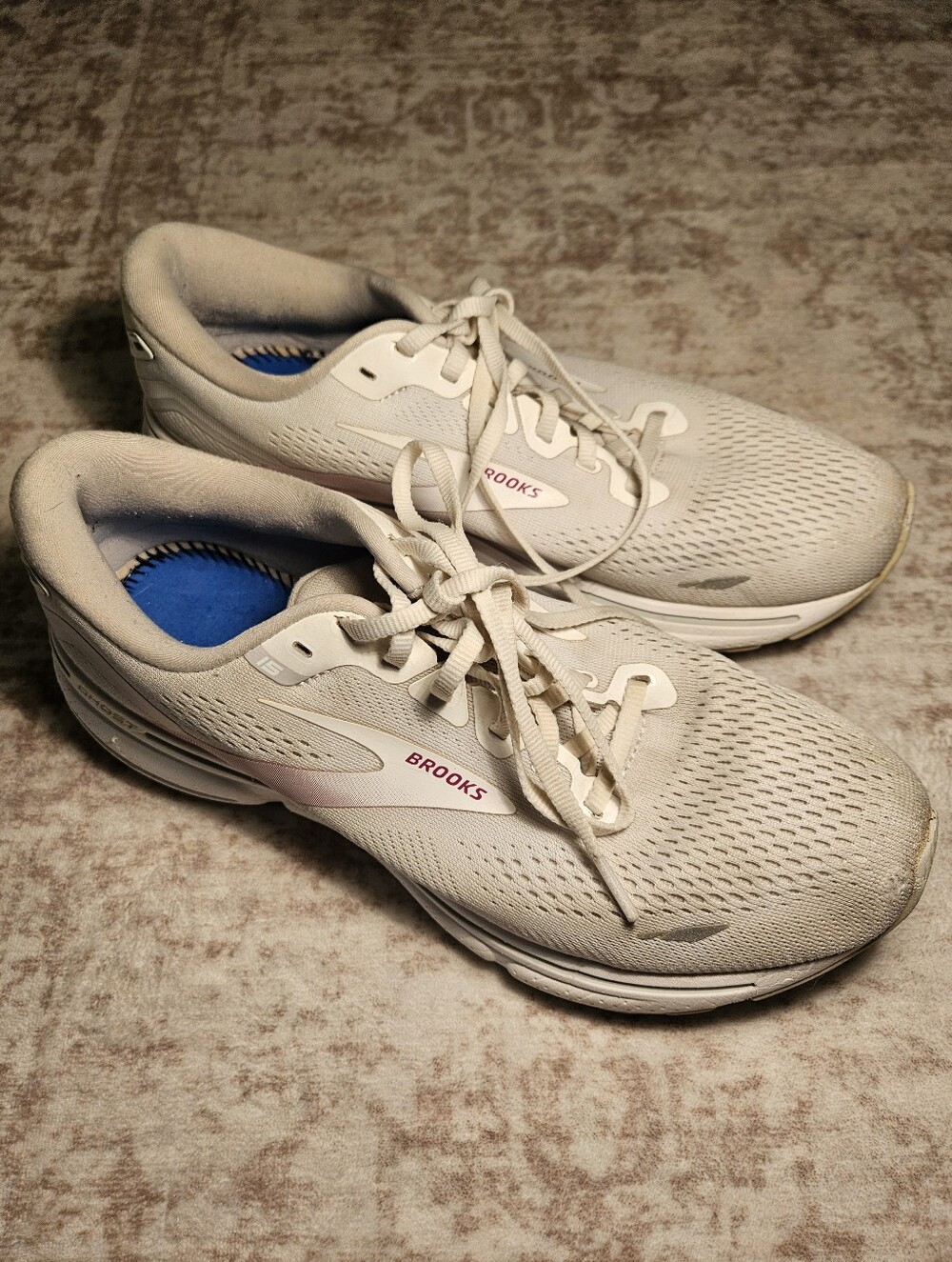 Brooks Ghost Women's White Running Shoes